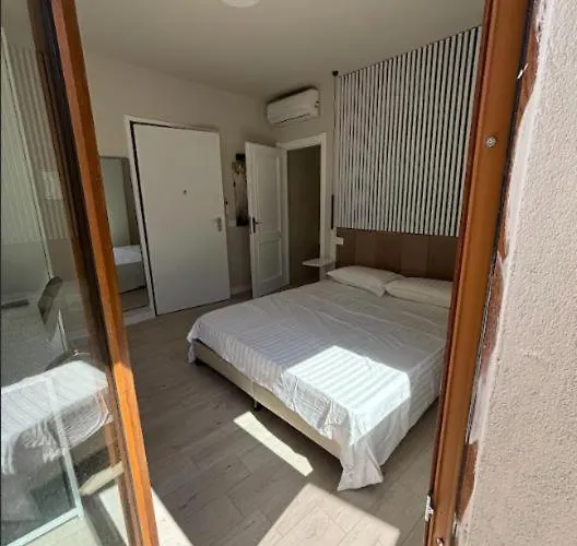 Le Terrazze Exclusive Roof Apartment