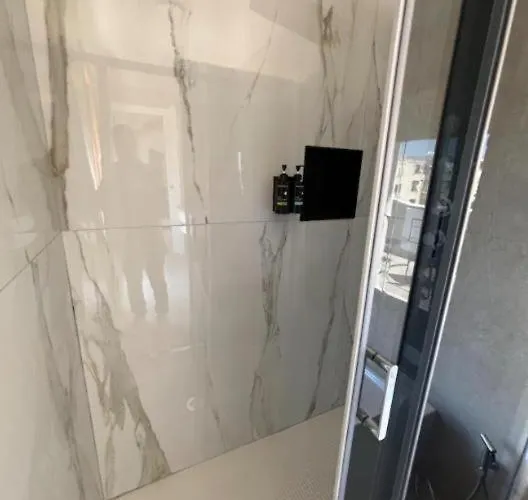 Le Terrazze Exclusive Roof Apartment *