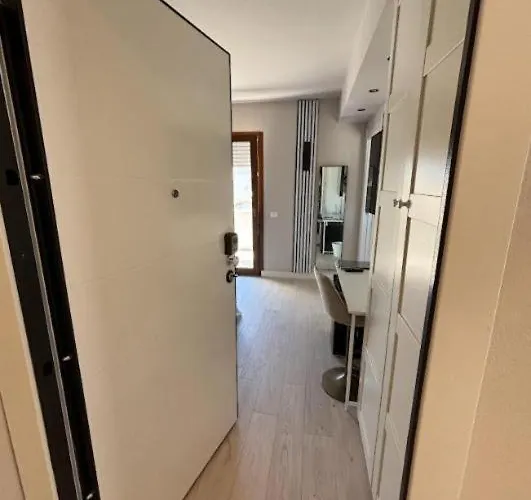 Le Terrazze Exclusive Roof Apartment